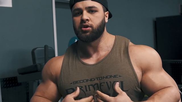 3 Triceps Exercises for Mass | IFBB Pro Regan Grimes смотреть онлайн