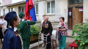 Парад под окнами ветерана В. А. Щигина