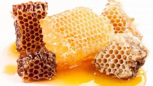 ЦВЕТОЧНЫЙ МЁД | почему мед бывает жидким, полезные свойства меда, пчелиный мед,