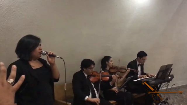 Ave María - Entrega de ramo a la vírgen смотреть онлайн