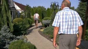 В гостях у Шпака В.А. 22 августа 2018 г. Дорожка к винограднику.