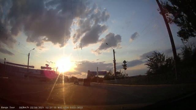 Луганск, кольцо кв. Гаевого. Ул. Линева. 2021/08/23 смотреть онлайн