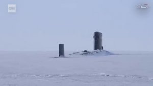 Подводная лодка США застряла во льдах Арктики