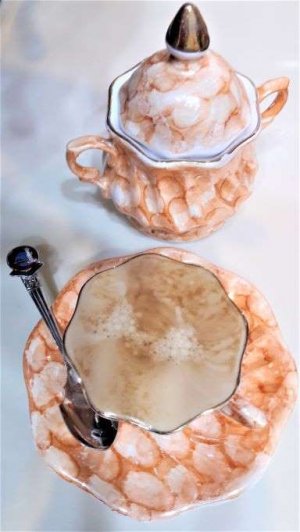 Кофемашина DeLonghi Autentica plus -  отличная кофемашина, не дорого, готовит лучший кофе в мире