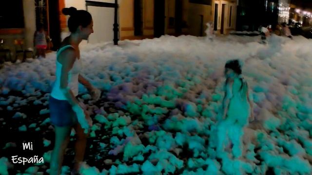 ГУЛЯНКА В РАЙОНЕ.ИСПАНИЯ ВАЛЕНСИЯ смотреть онлайн