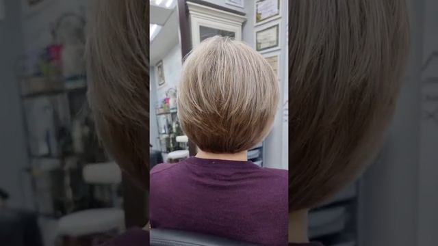 Стрижка на тонкие ,не густые волосы . Удобная ,стильная стрижка.Умная стрижка
