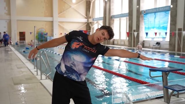 Как ЛЕГКО научиться дышать в сторону при плавании кролем смотреть онлайн