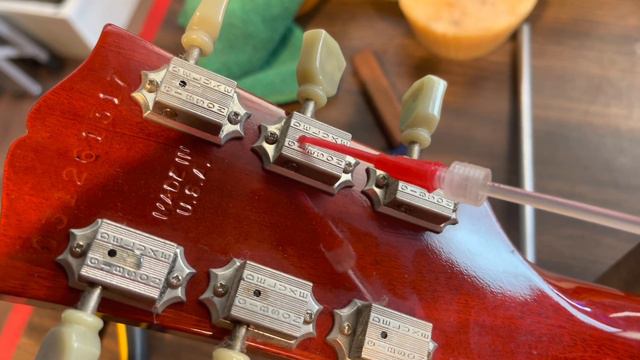 What’s on the Bench? 2003 Gibson Les Paul Studio смотреть онлайн