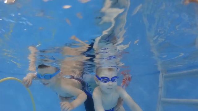 Грудничковое плавание в Ессентуках | Китенок #01 смотреть онлайн