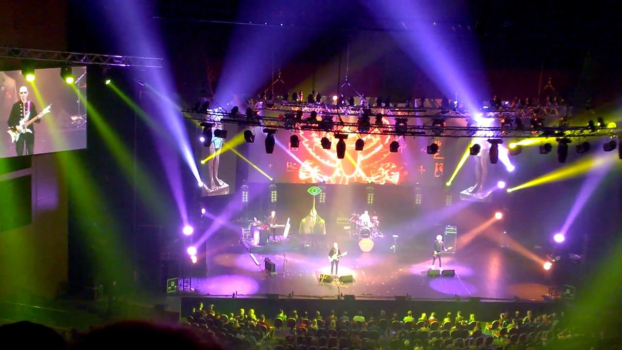 Пикник - тур «Искры и Канкан» (1 ч.) 05.11.2017 г. Москва (Crocus City Hall) смотреть онлайн