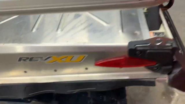 Снегоход BRP SKI-DOO SKANDIC 550 смотреть онлайн