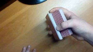 Красивая тасовка карт одной рукой