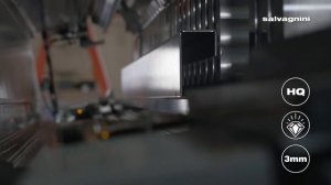 Панелегиб Salvagnini P4lean2520 гибка стального листа толщиной 3 мм.