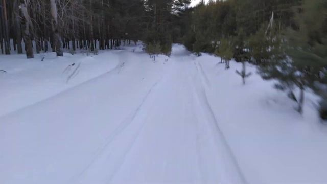 Бетонные снегоходки! Накатистые зимники. Летние скорости. Озеро Изьяр, Юксары, устье Парата. смотреть онлайн