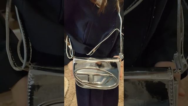 РАСПАКОВКА СУМКИ ДИЗЕЛЬ смотреть онлайн