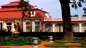 Дворец Монплезир в Петергофе