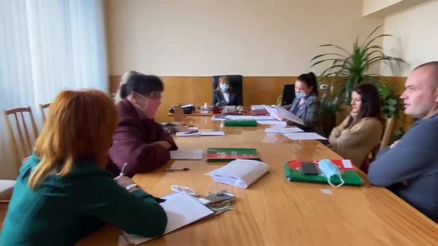 "Або вчіть, або мовчіть": криворожским депутатам напомнили о необходимости соблюдать Закон смотреть онлайн