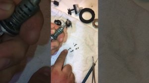 W140 Личинка замка багажника