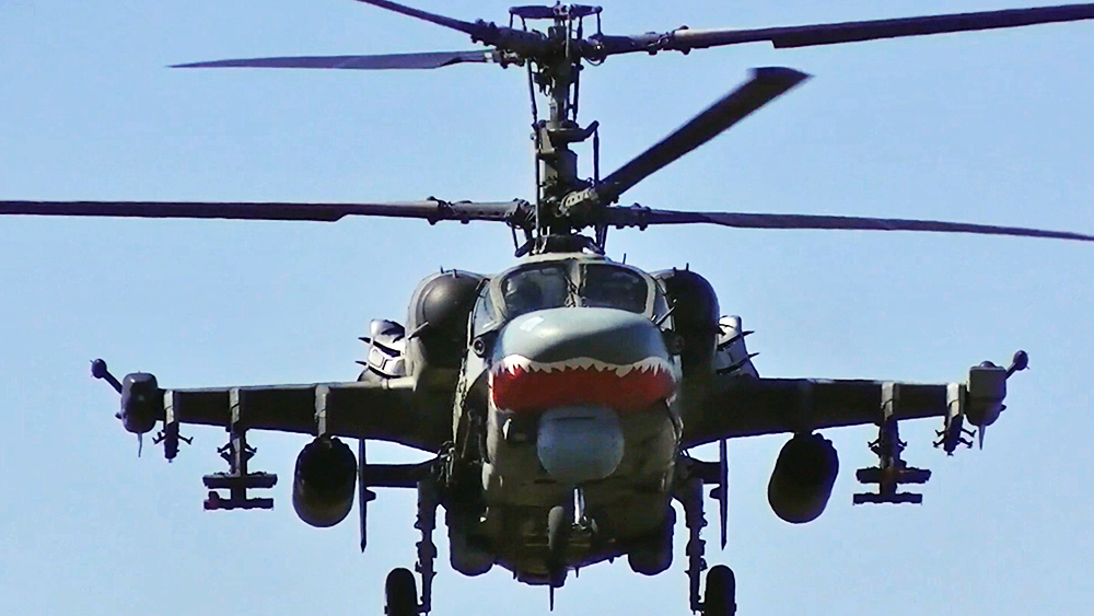 Ка-52 уничтожают опорные пункты украинских боевиков / События на ТВЦ