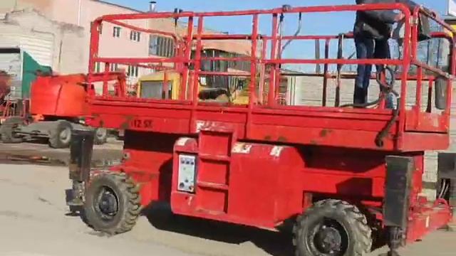 Ножничный подъемник Haulotte H12SX