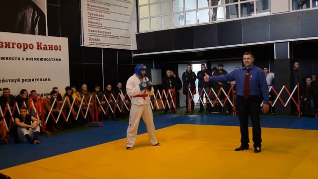 Колесников Игорь 1 бой до 75 кг, рукопашный бой 11.12.16