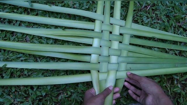 How to make a mat with coconut leaves |Поделки из пальмовых листьев своими руками | DIY Craft idea смотреть онлайн
