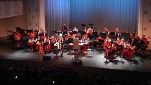 Русская народная песня - "Как под горкой, под горой" в обработке В. Трофимова