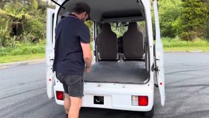 5163- 2019 Nissan NV100 Clipper Van