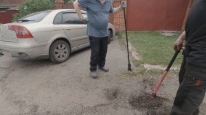 Как найти люк колодца под асфальтом
