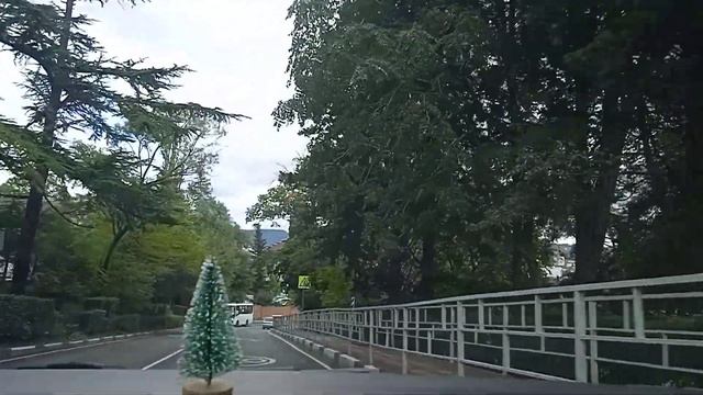 От Санатория Заполярье и в Александрию на центральный рынок Сочи