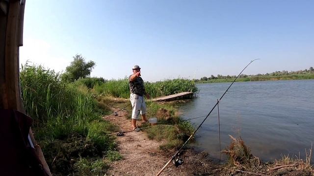 Рыбалка в с. Маяках возле моста.Первая серия смотреть онлайн