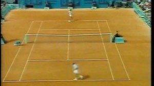 Roland Garros 1991 1R Sampras vs Muster (2/6)