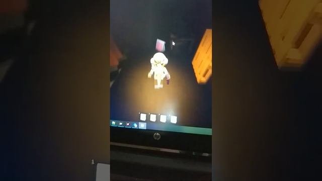 Создаем футболки и штаны в роблокс???