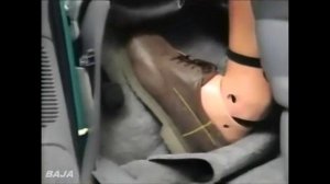 224. IIHS Crash Test 1996-2000 Dodge Caravan