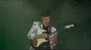 "Покорение вершин". Исп. В. Макукин(эл. гитара).