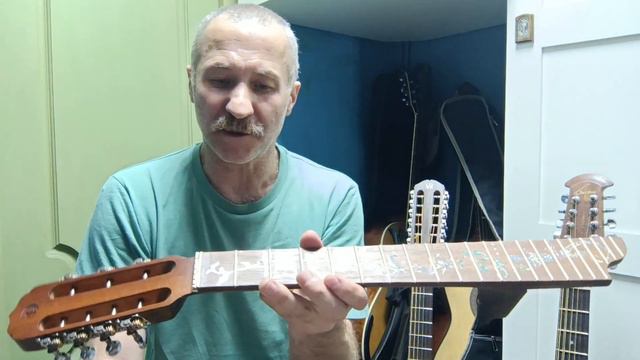 И опять про бронзовые лады, наглядное сравнение на семиструнке Дофф смотреть онлайн