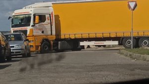 дальнобой попал в тупик