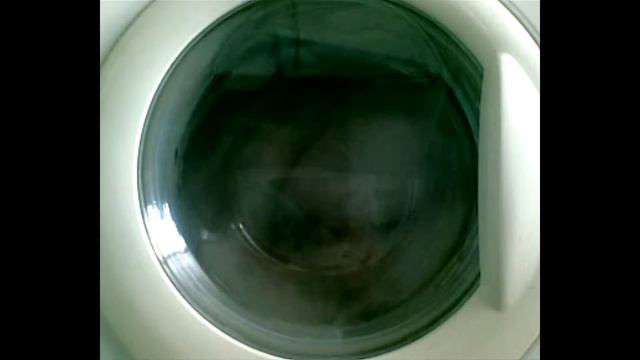 Zanussi JetSystem Washer Dryer WJD1667W: Whites Bath Linen Load: Wash смотреть онлайн