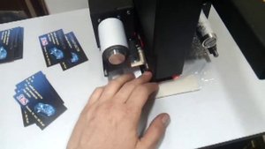 Тиснение фольгой принтером Foil Print на визитках