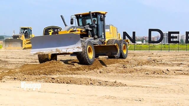 Демо-шоу техники John Deere в Красноярске, июль 2014 г.. Организатор "Тимбермаш Байкал"