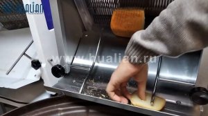 Хлеборезка SM 302 в работе