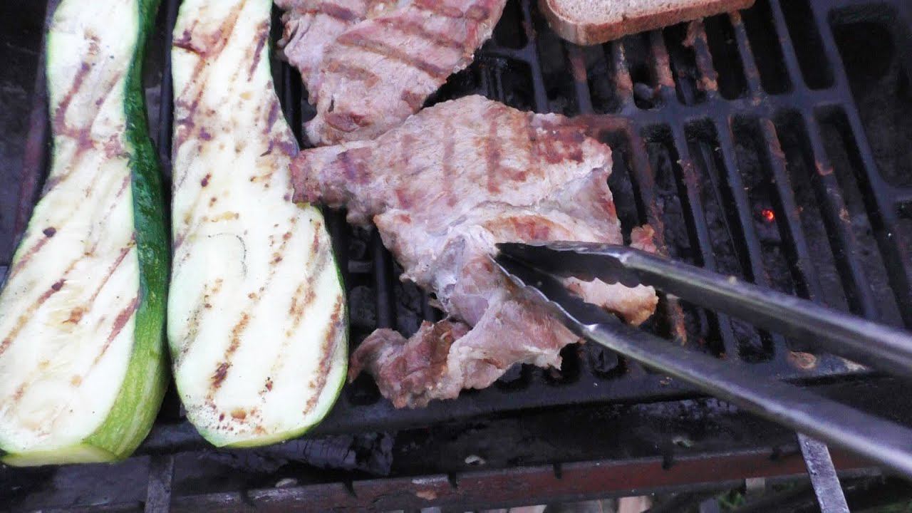 На чем лучше жарить шашлык на шампурах или на решетке смотреть онлайн