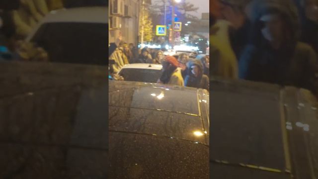 Здесь и сейчас. #Ночьмузеев в Москве. Посвещение Маяковскому в Есенину. Просто шла мимо