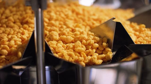 Moon Cheese: How It's Made смотреть онлайн