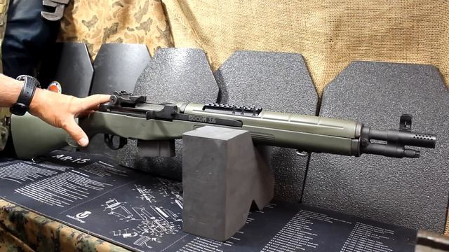 Springfield Armory M1A SOCOM 16 308 Rifle смотреть онлайн