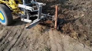 Самодельный трактор из мотоблока с передним адаптером. Вспахиваем твёрдый грунт.