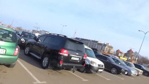 24 Часа ОДНОГО ЦВЕТА ЕМ Одеваю и ПоКупаю только ЖЕЛТУЮ ЕДУ Челлендж / Плохая идея / НЮСЯ ТВ