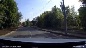 Парковка возле входа №3 в музее-заповеднике Царицыно, Москва