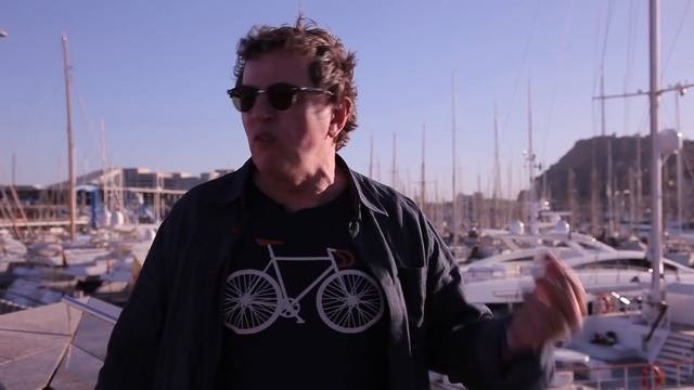 Испания/Барселона/Старый порт/нога за 500 евро/В поисках Роберта Де Ниро/иберийский хамон