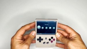 Стоит ли брать Anbernic RG35xx? Интересная портативная ретро консоль! Клон Miyoo Mini Plus!